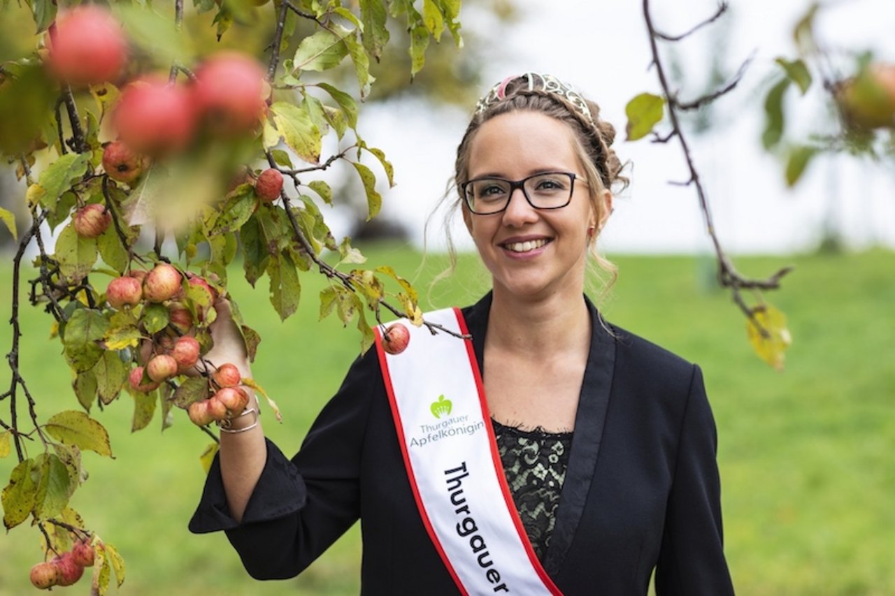 Noch bis im September ist Melanie Maurer die amtierende Thurgauer Apfelkönigin. (Bild zVg)