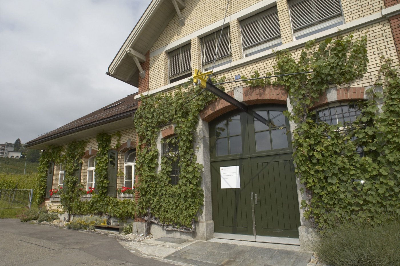 Hier entsteht das neue Zentrum: Keltereigebäude an der Schlossgasse in Wädenswil ZH. (Bild Agroscope Wädenswil)