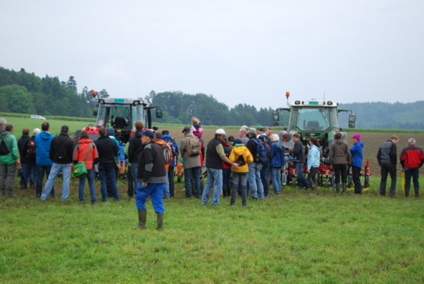 Wie immer finden die Maschinen viele Interessierte. 