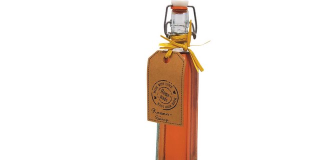 Sirup lässt sich leicht selber herstellen. (Foto: Cornelia von Däniken)