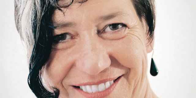 Sie unterrichtet das Modul «Willkommen auf dem Bauernhof» am Inforama Rütti BE. Im Unterricht verwendet Bürki das Ausbildungstool der HAFL. (Bild zVg)