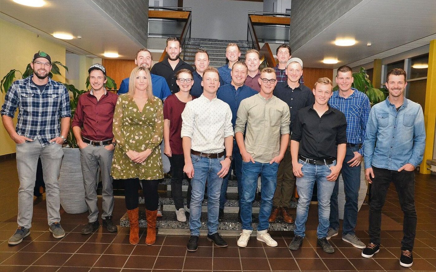 Die jungen Betriebsleiterinnen und Betriebsleiter schauten an der Diplomfeier am Hohenrain auf eine herausfordernde Ausbildungszeit zurück.