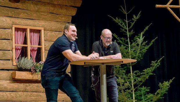 König Joel Wicki gab im Interview mit Remo Petermann Einblick in die vergangenen intensiven Wochen als Schwingerkönig.