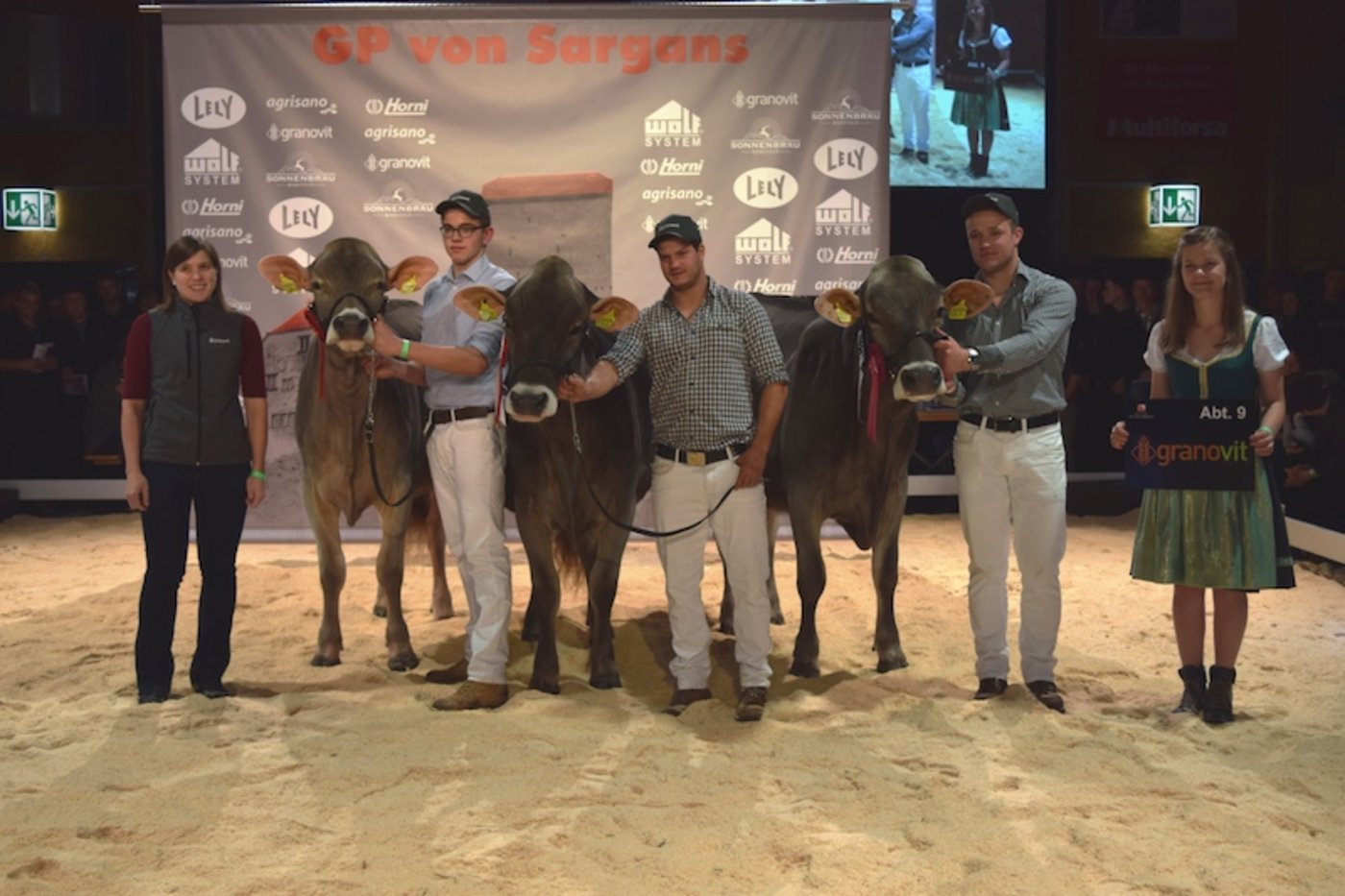 Siegertiere Abteilung 9 (v.r.): 1. Philena; 2. Reila; 3. Cyana.  