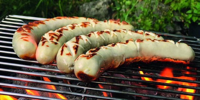 Die neue Egli-Bratwurst ist lanciert. (Bild lapercheloe)