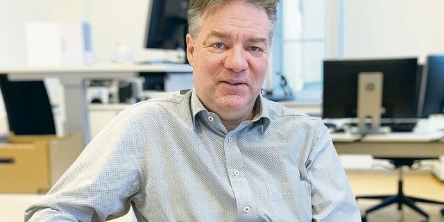 Renato Isella in seinem Büro am Standort Sursee der Luzerner Bildungs- und Beratungszentren Natur und Ernährung. 