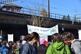 An der Demo in Bern waren auch die Grosseltern fürs Klima vertreten. (Bild jsc) 