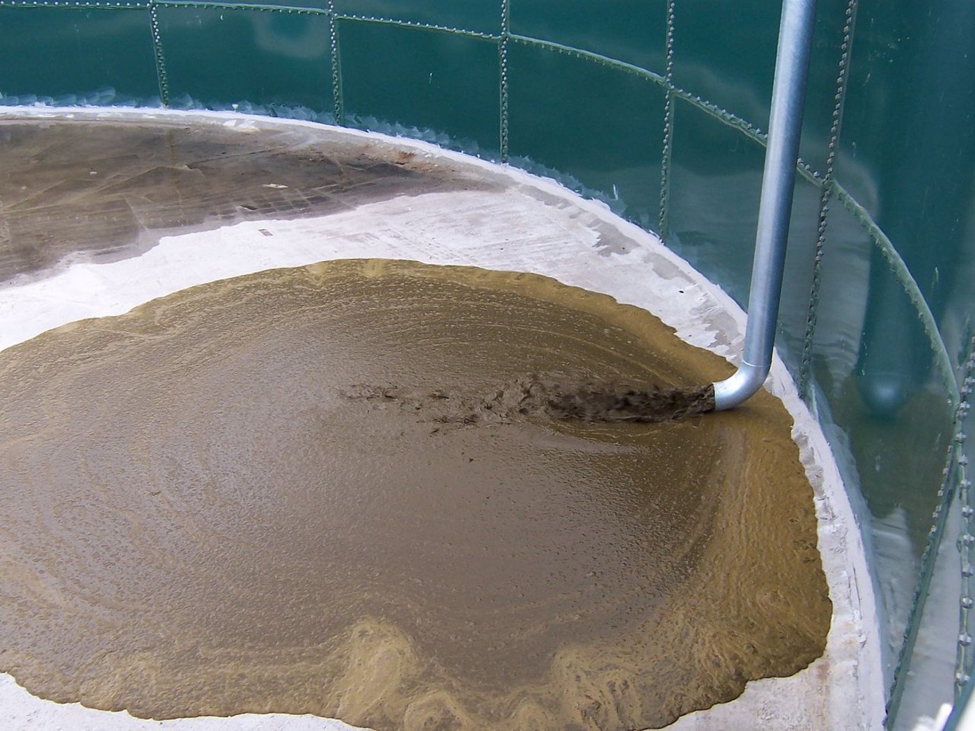 Gülle kann man nicht nur zum Düngen verwenden. Das beweist ein ganz spezieller Diebstahl in Bayern. (Symbolbild Moehre1992)