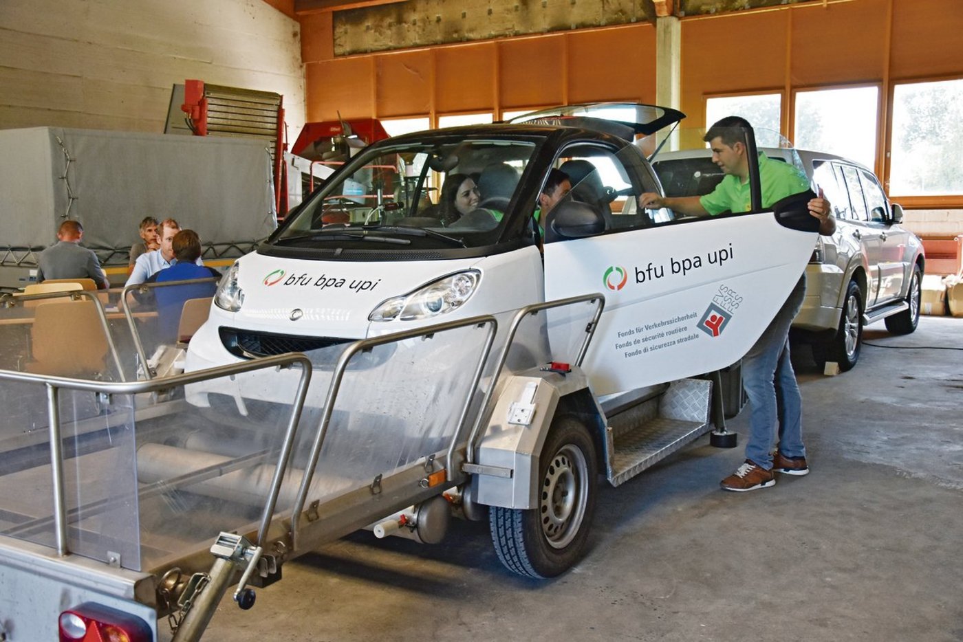 Wie fühlt sich ein Aufprall an mit Gurt? (Bild jba)