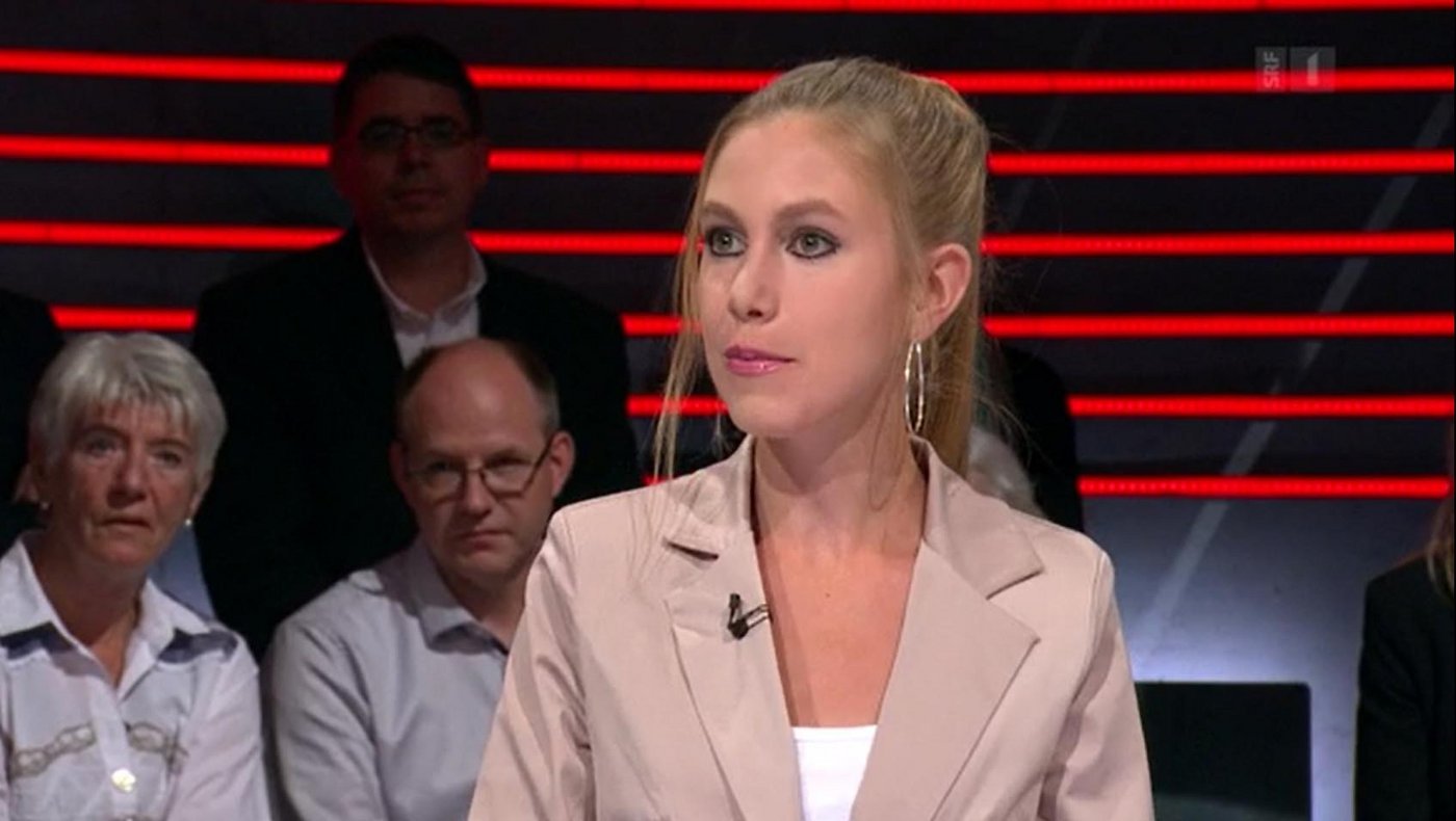 Erstmals öffentlich aufgefallen ist Hauptinitiantin Meret Schneider mit einem kecken Auftritt in der «Arena». (Screenshot)