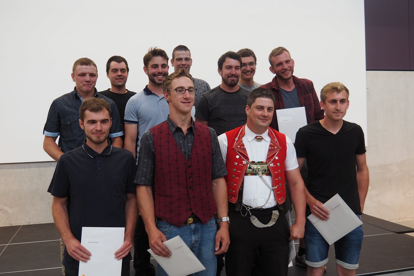 Klasse 3a: Sie haben sich in einer Zweitausbildung für den Beruf Landwirt(in) EFZ entschieden.