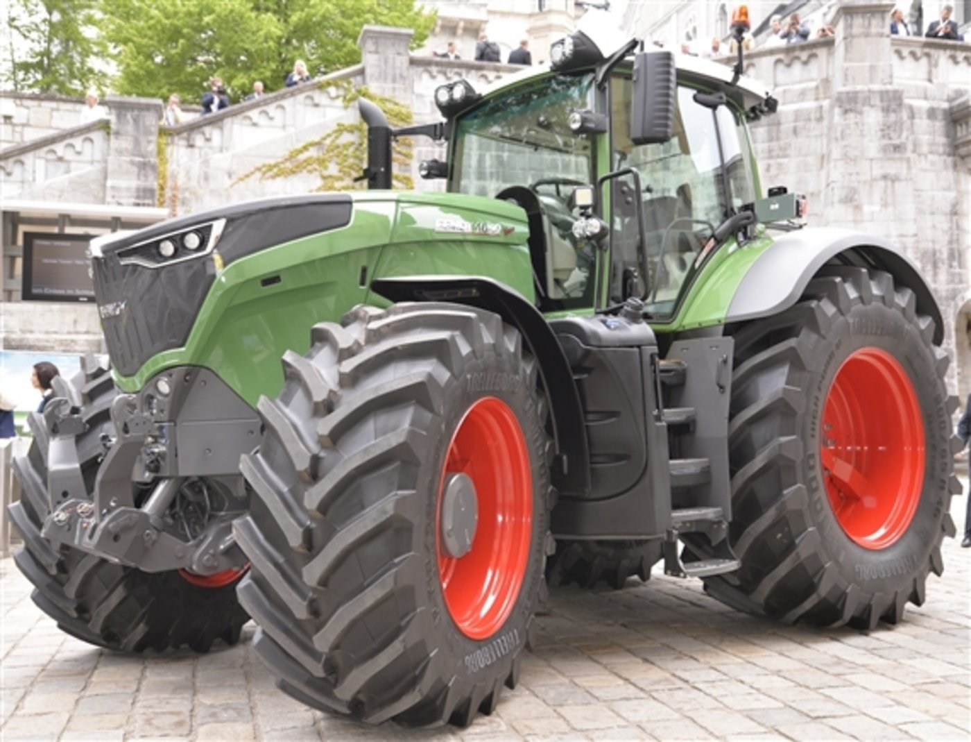Mit Innovationen das Absatzziel erreichen: Fendt hat gestern den Fendt Vario 1000 präsentiert. Mit 500 PS ist er grösste Standardtraktor auf dem Markt. (Bild: Fendt)
