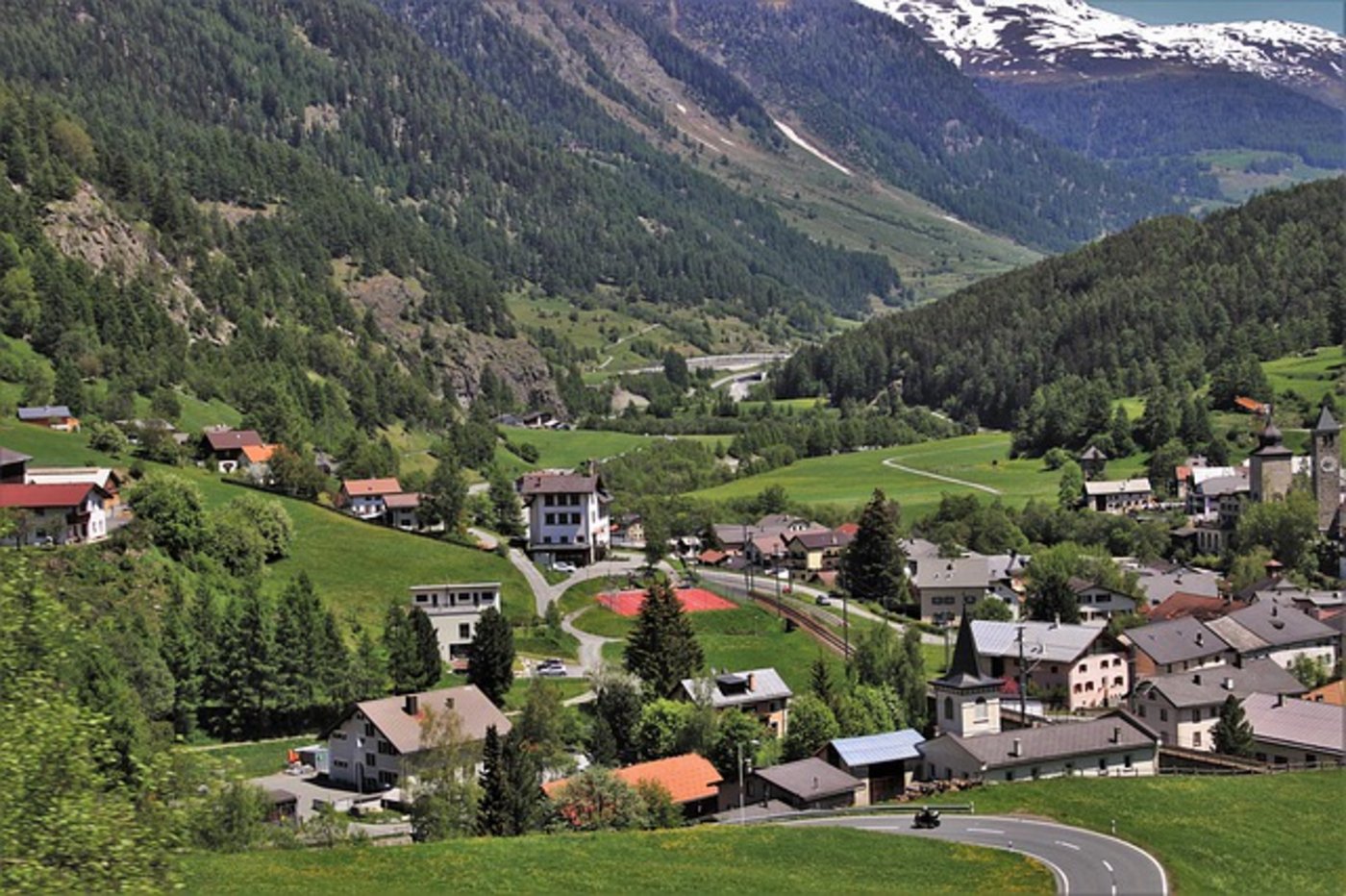 Die Wechselwirkung verschieden genutzter Flächen scheint die Funktion der ganzen Landschaft zu verbessern. (Symbolbild Pixabay)