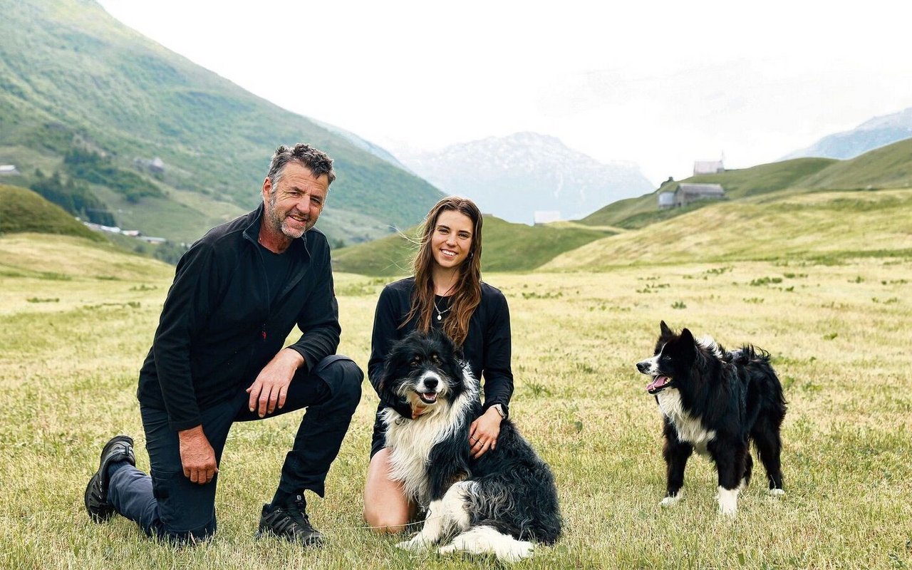 Die Treibhunde von Vater Remo Christen (l.) begleiten Eliane Christen teilweise auch bei ihren Konditionstrainingseinheiten im Urserntal.