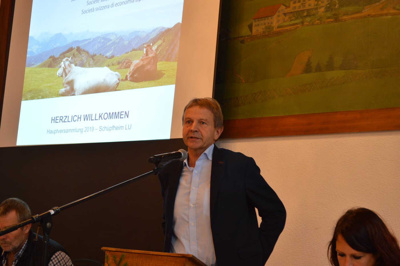 Erich von Siebenthal, Präsident des Schweizerischen Alpwirtschaftlichen Verbands (SAV), will das Referendum gegen das Jagdgesetz bekämpfen. (Bilder Peter Fankhauser)
