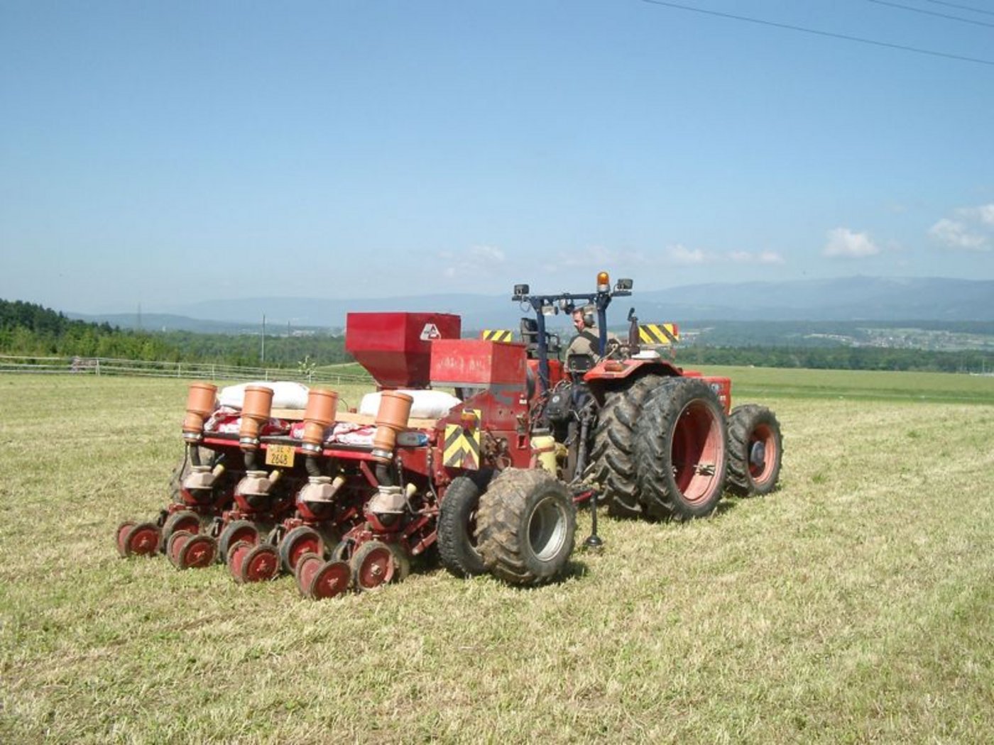 Für die Direktsaat, Streifensaat aber auch Mulchsaat gibts Beiträge. (Bild BauZ)