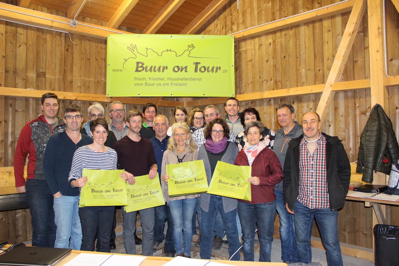 Die ersten 13 Aargauer Anbieter, die im Online-Shop "Buur on Tour" ihre Produkte anbieten. (Bild zVg)