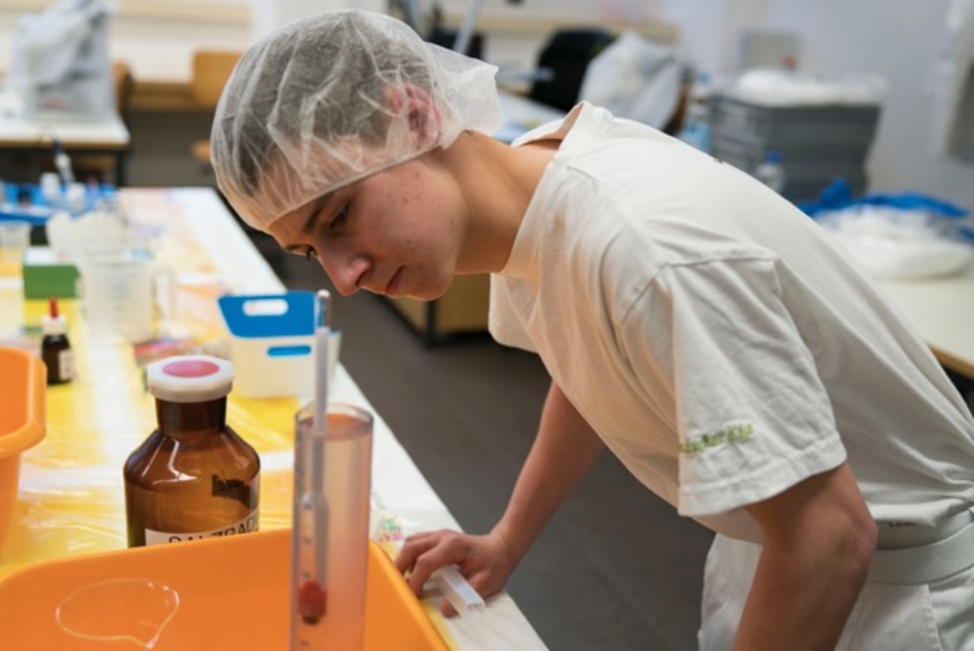 Mauritius Koller hat an der Ostschweizer Meisterschaft für Milchtechnologen die beste Leistung erbracht. (Bilder zVg)