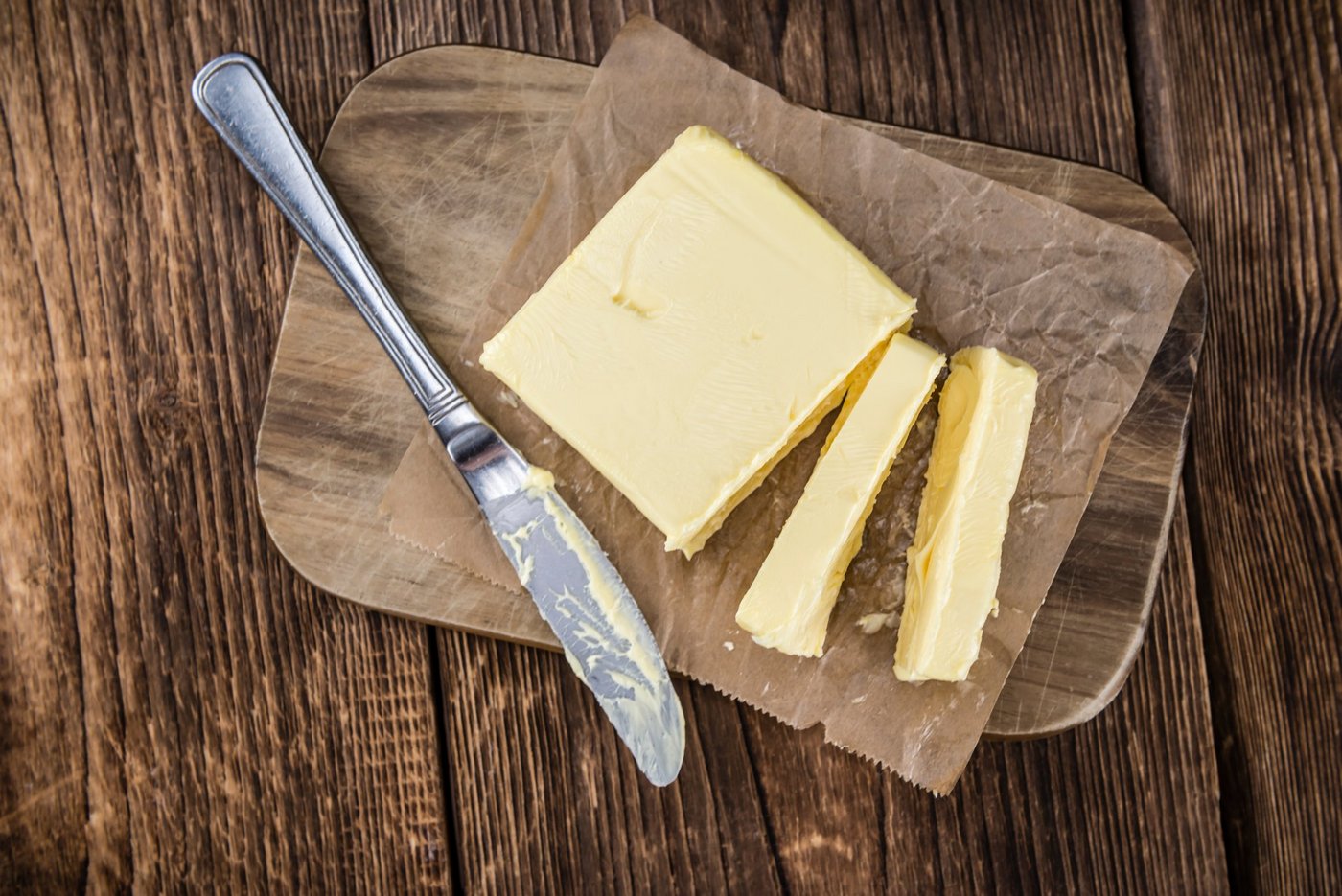 Gefragtes Produkt: Während die Produktion in den letzten Jahren sank, nahm die Nachfrage nach Butter zu.  (Bild Fotolia)