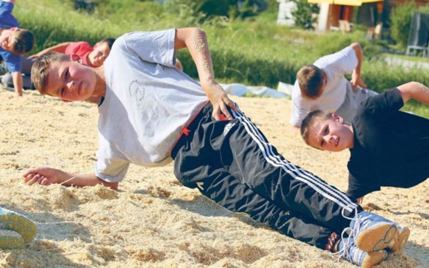 Das Jungtalent mag das Training mit dem Schwingclub Zäziwil. (Bild Simone Barth)