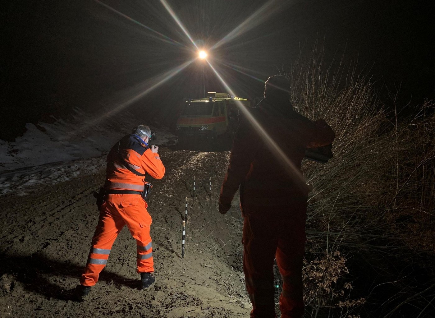 Spurensicherung an der Unfallstelle. (Bild Kantonspolizei Zürich)