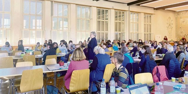 Nicht nur zuhören und nicken: An der Tagung «Frauen in der Landwirtschaft» am Inforama Rütti mischten alle mit.