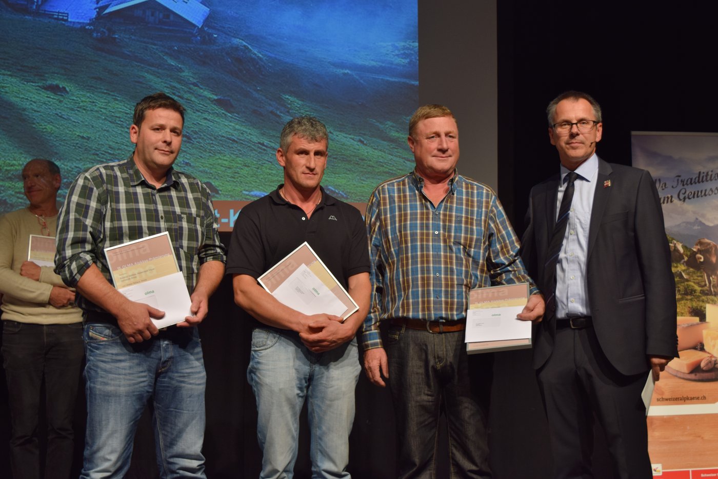Die Preisträger in der Kategorie Halbhartkäse.