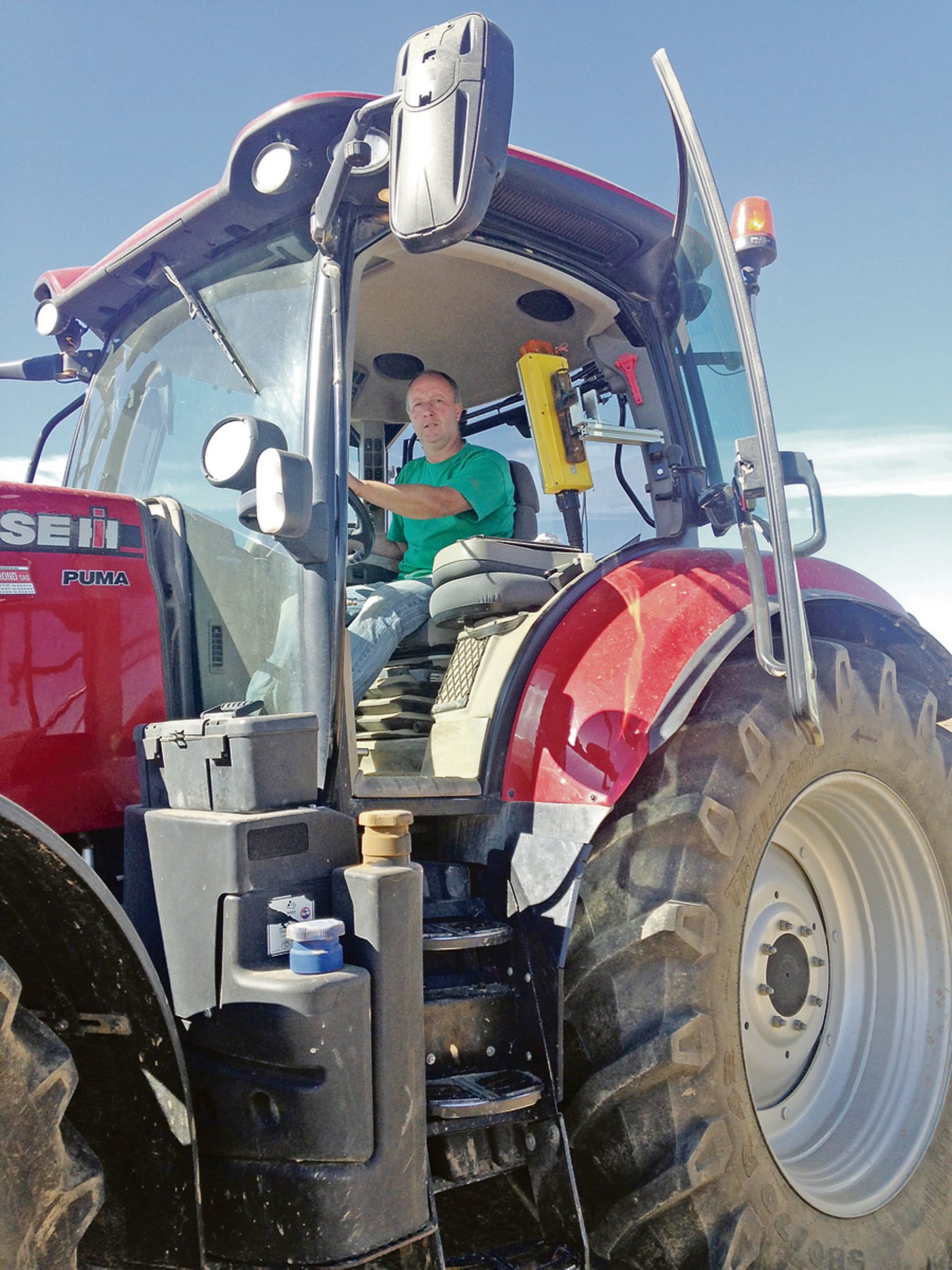 Pascal Gosselin aus Morsan (F) ist auf dem Sprung. Die gute Ernte kann nicht mehr länger warten. (Bild Noëmi Elmiger)