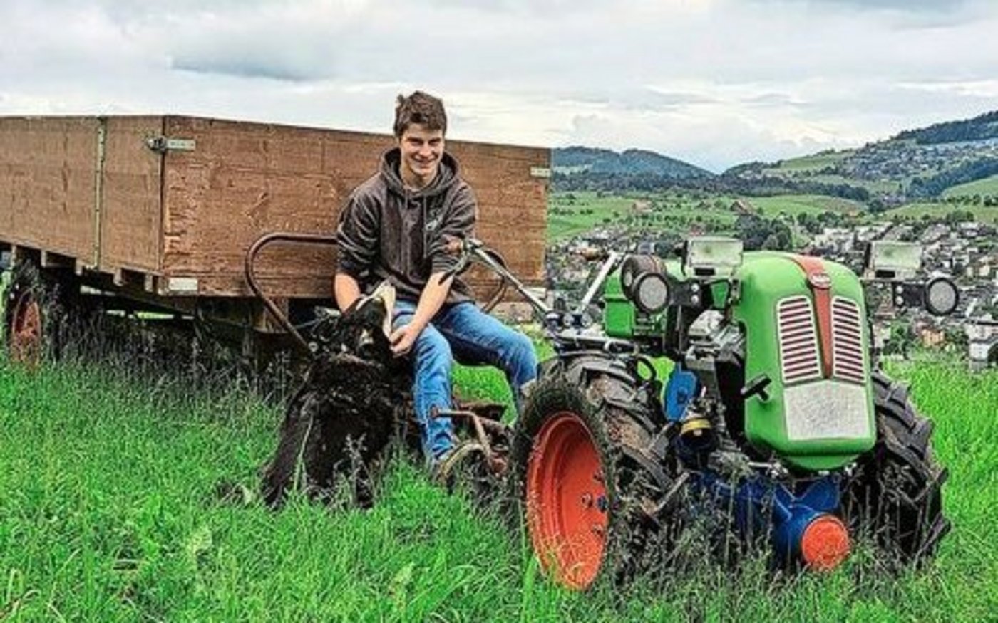 Die erste eigene Maschine von Lukas Stadelmann war sein Rapid Spezial, den er selber restauriert hat.