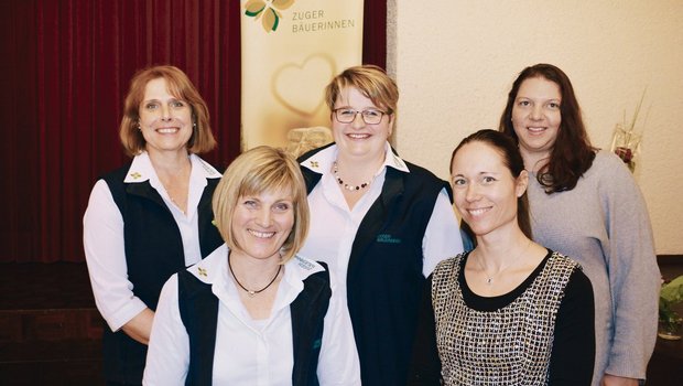 (v. l. n. r.): Erika Annen (Austritt), Erika Bütler, Präsidentin, Brigitte Röllin (neu), Tanja Dönni (Bäuerin HFP), Susanne Weiss (Bäuerin FA)(Bild Franziska Jurt)