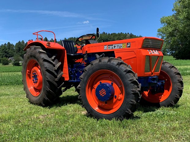 Oldtimer der Woche: Nach 45 Jahren wieder vereint Der Centauro 60 DT war der erste Traktor der 1969 gegründeten FAT. Heute darf August Sidler ihn sein Eigen nennen. (Bild August Sidler)