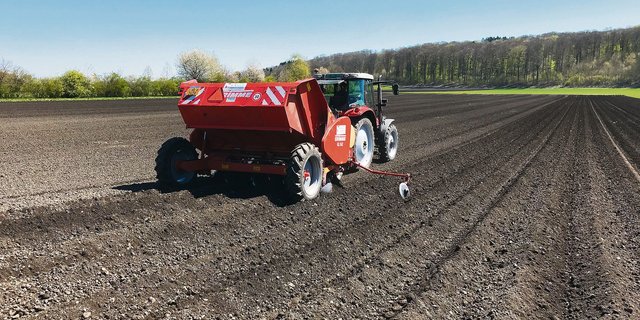 Hier kommt dieses Jahr eine andere Sorte in den Boden: Eine Parzelle auf dem Betrieb von Lukas Streit. (Bild Lukas Streit)