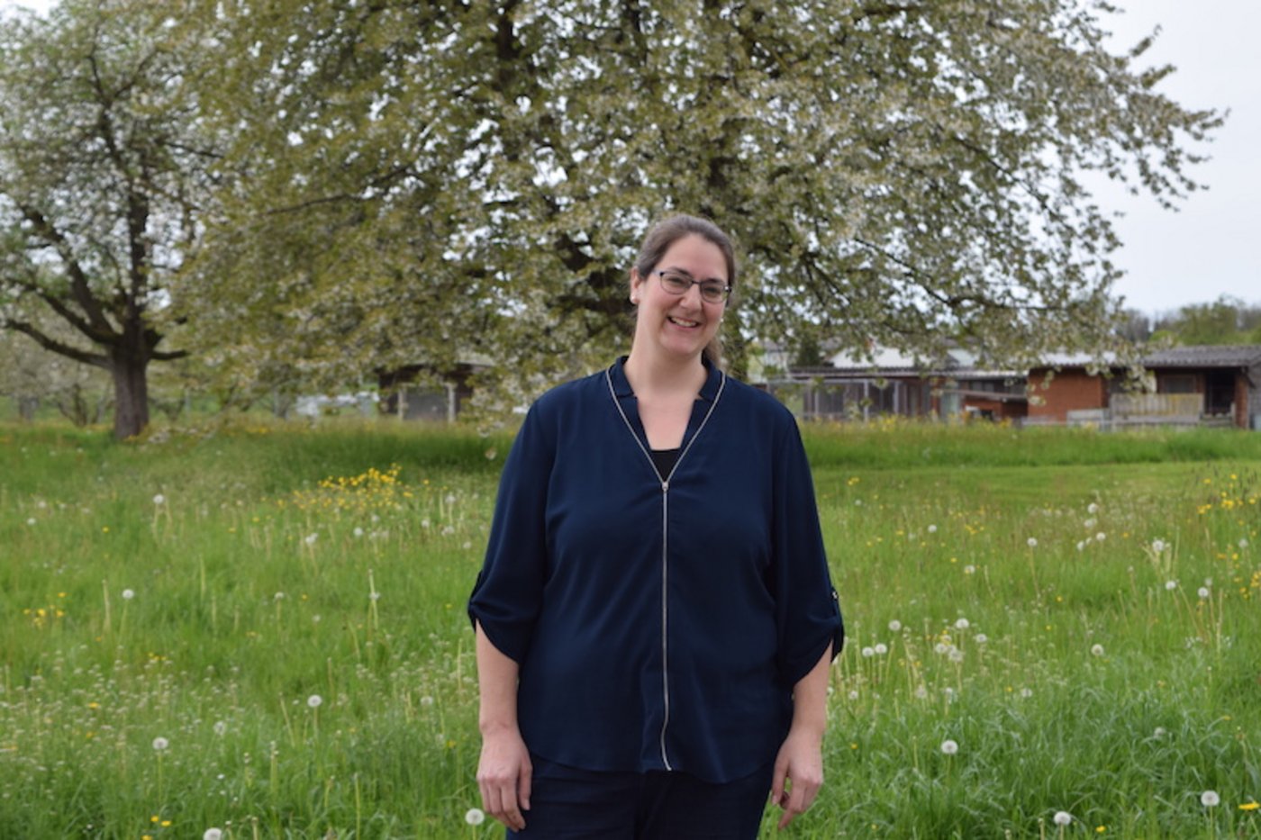 Corina Stäheli führt das Strohhotel in zweiter Generation. (Bild sgi)