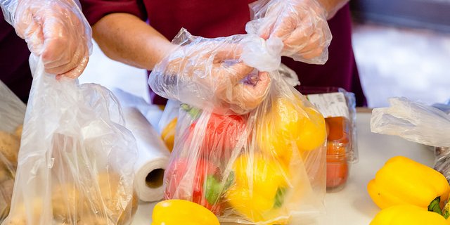 «Tischlein deck dich» verteilt Lebensmittel an Bedürftige. (Bild Tischlein deck dich)