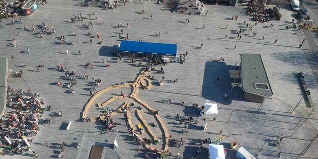 Der attraktiv gestaltete Event auf dem geschichtsträchtigen Sechseläutenplatz. (Strickhof)