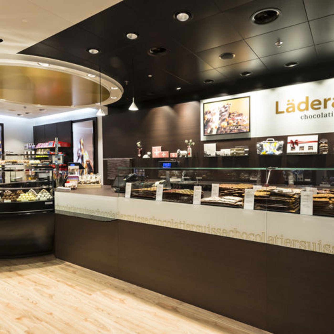 Die Confiserie Läderach muss 27 Stellen abbauen. (Bild Läderach)