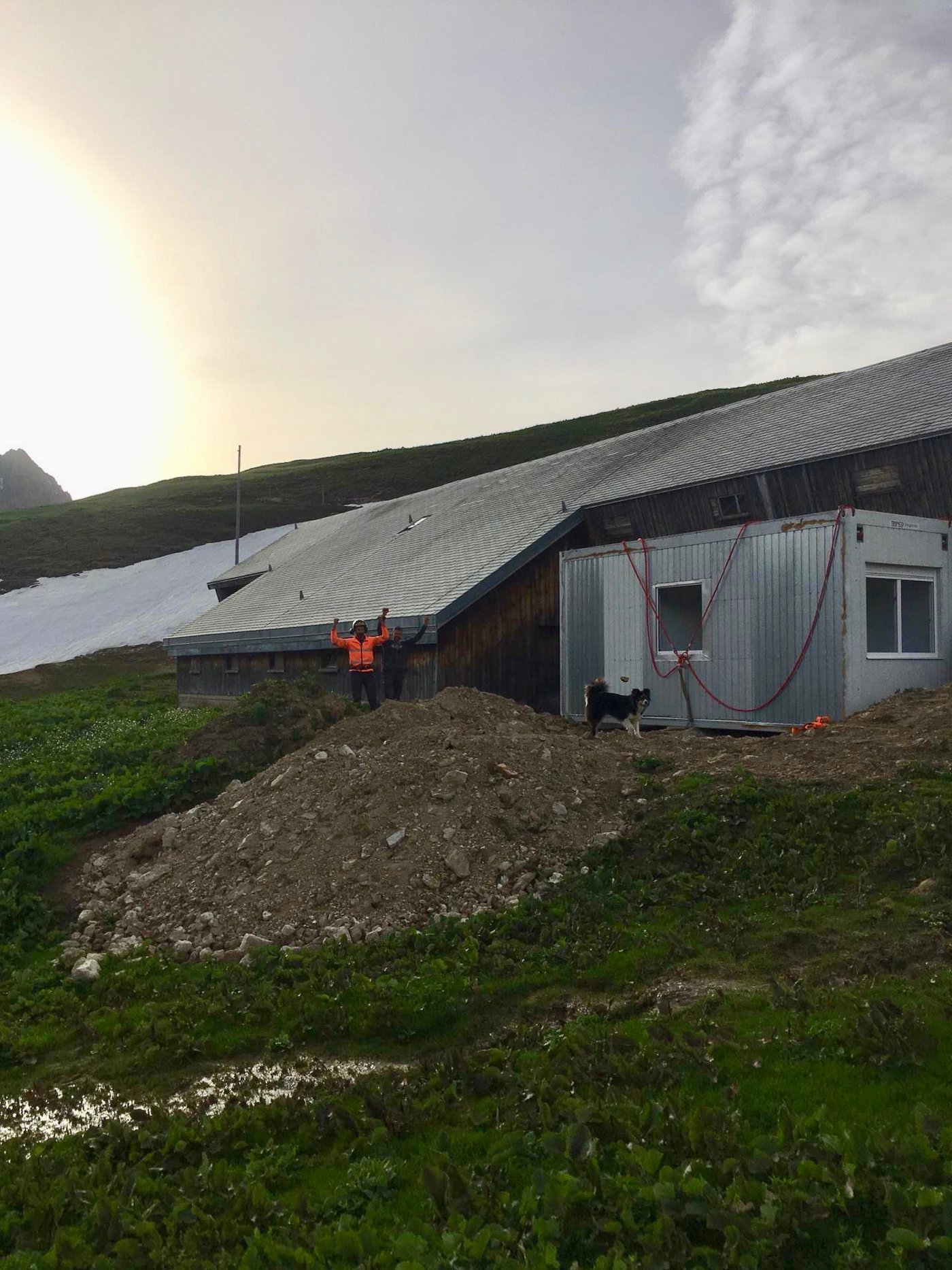 Die Freude war riesig, nach dem die Käserei gelandet war.