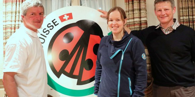 Alfred Vogt, Geschäftsführer der Aargauer IP-Bauern, das neue Vorstandsmitglied Tamara Uebelmann Vogt und Präsident Werner Frey. (Bild Ruth Aerni)