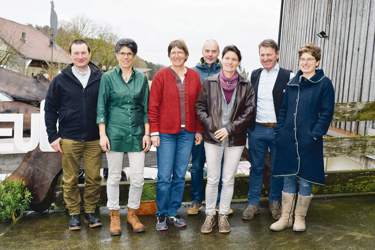 Der heutige Vorstand von Bio Ostschweiz (v. l.): Melchior Knaus, Daniela Marty, Barbara Oppliger, Peter Schweizer, Monika Egli Hinder, Sepp Sennhauser und Karin Mengelt. Das Bild stammt aus dem Jahr 2019. (Bild sgi)