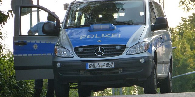 Die deutsche Polizei observierte den Flüchtenden bis zum Eintreffen der Schweizer Kollegen. (Symbolbild Wikimedia)