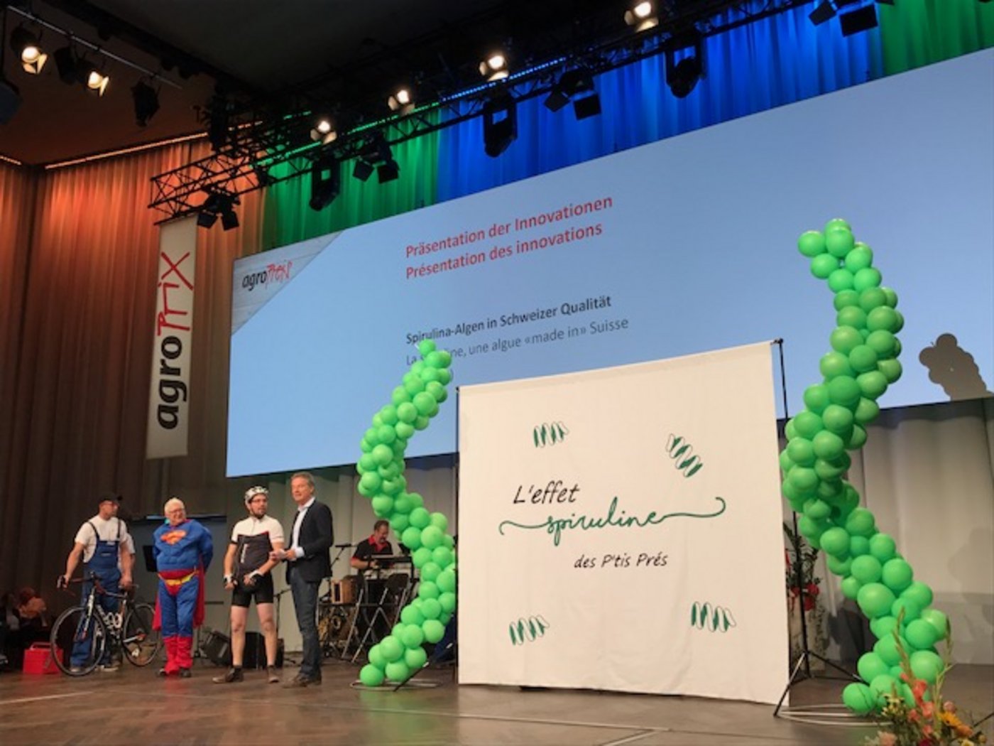 Spirulina-Algen machen laut den Herstellern aus alten Männern Supermänner. (Bild akr)