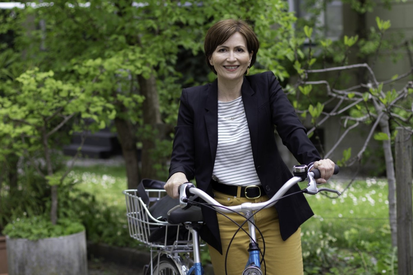 Für die Präsidentin der Grünen, Regula Rytz, läufts nach dem Wahlerfolg rund. (Bild Brigitte Marti)