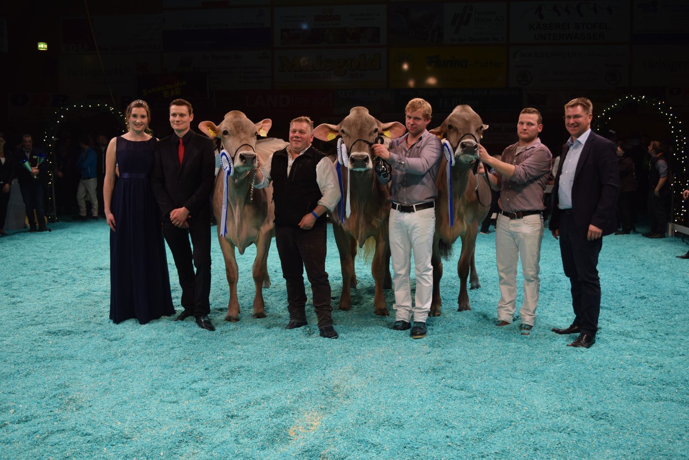 Juniorchampion-Wahl (v.l.): Reserve-Champion Robina, Champion Happy und Mention Honorable Joio.