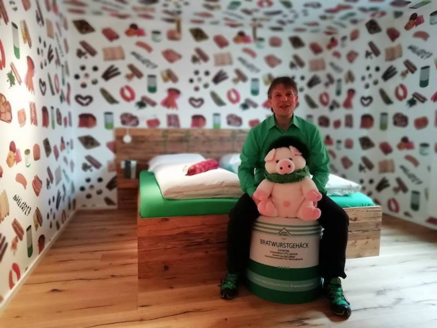 Für Metzger Böbel geht es um die Wurts. (Bild Facebook/Urs Böbel)