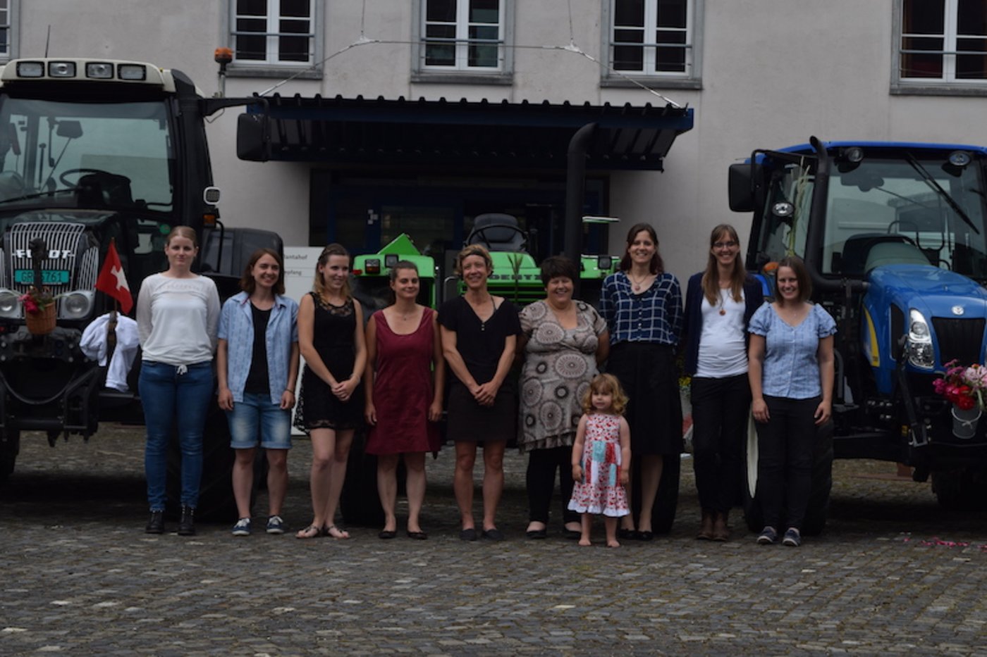 Die Absolventinnen des offenen Kurs Bäuerin.
