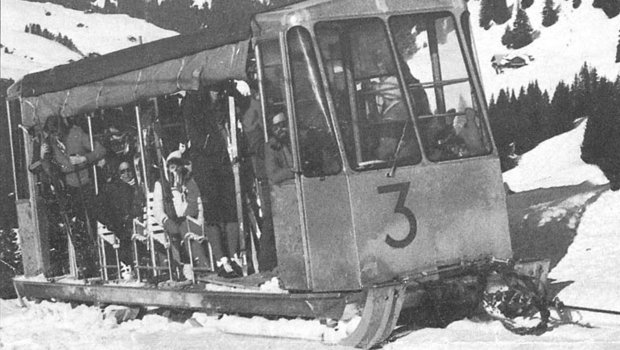Innovation der Woche: Moderner Skisport dank dem «Funi» Der «Funi» sieht aus wie eine Zahnradbahn und wird dank seiner Kufen aber nur über den Schnee gezogen. (Bild zVg)