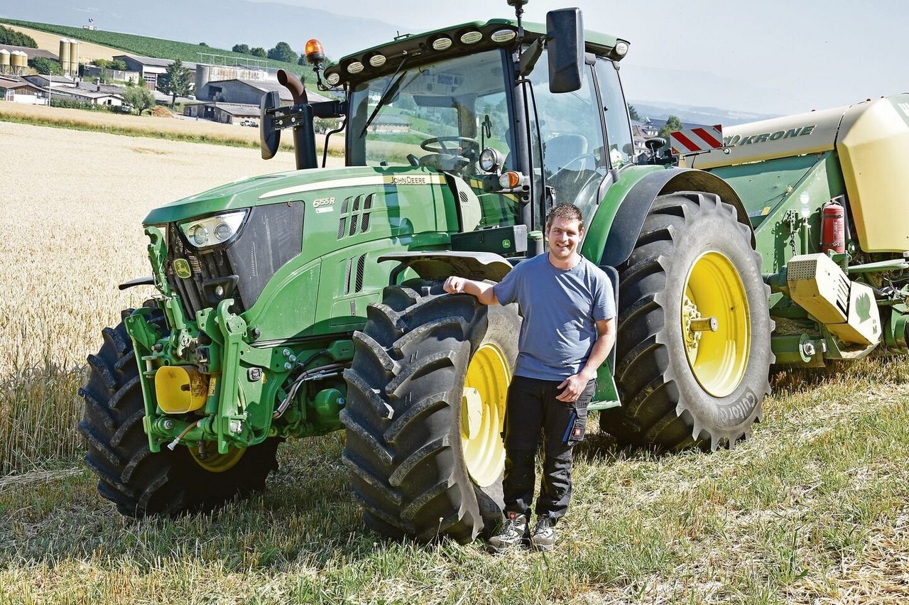 Christoph Schori hat Landmaschinenmechaniker und Landwirt gelernt. Er hat eine Affinität für Technik und Ackerbau – gute Voraussetzung für teilflächenspezifisches Arbeiten.