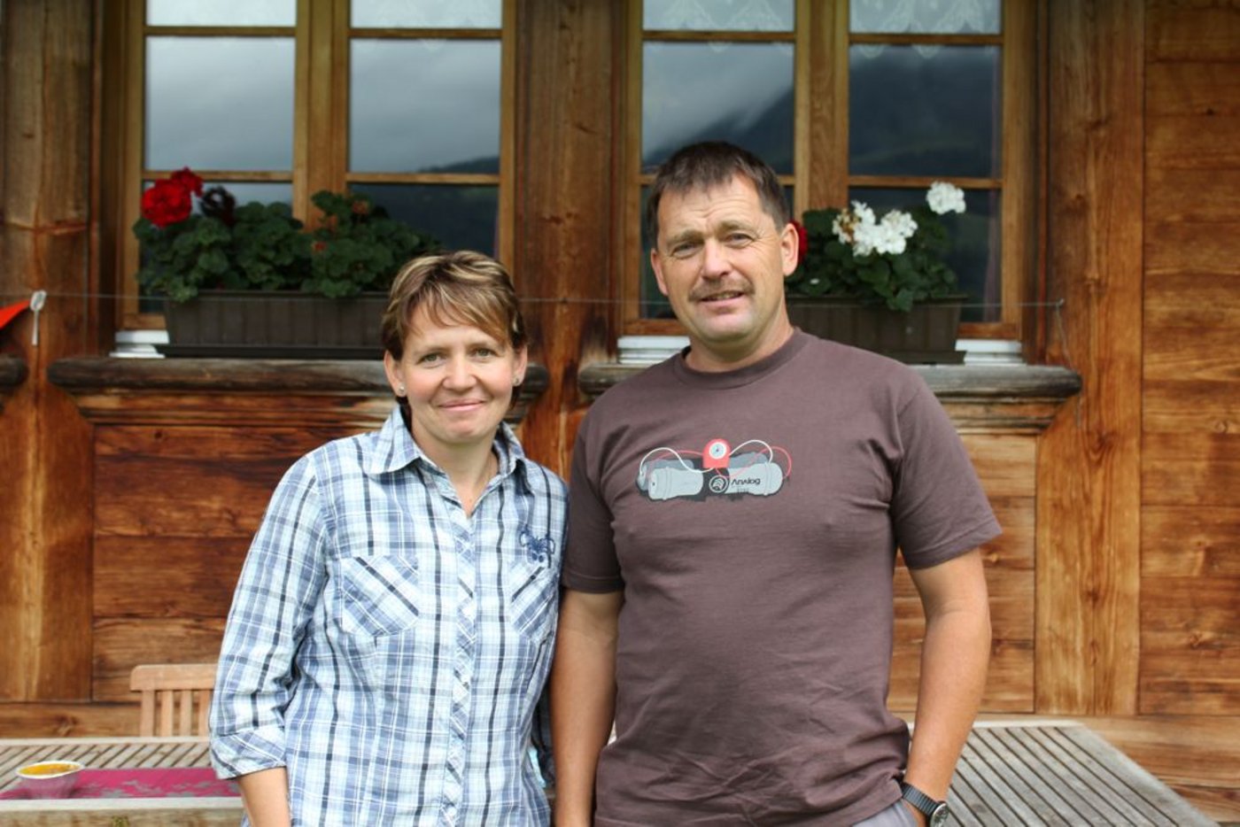 Hansueli und Rita Egli sind Fans des Projekts Alp und nehmen auf ihrem Milchwirtschaftsbetrieb in Schangnau gerne Klienten auf. (Bild: Miryam Azer)