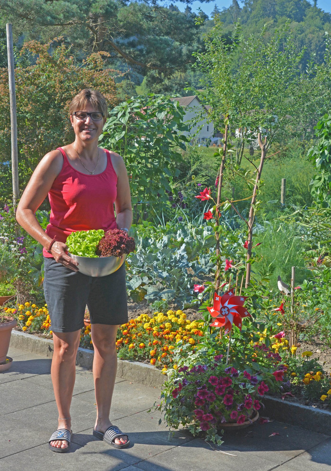 Was in Annegrets grossem Garten gedeiht, wird für die Selbstversorgung gebraucht.