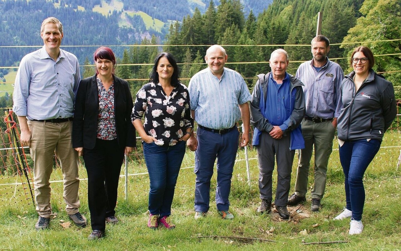 Andreas Wyss, Christine Badertscher, Christine Häsler, Ernst Wandfluh, Alexander Michel, Hans Kohler und Irene Thali (v. l.n.r.).